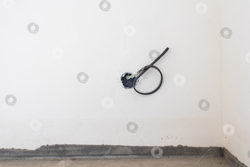 Скачать Электропроводка помещения без отделки фотосток Ozero