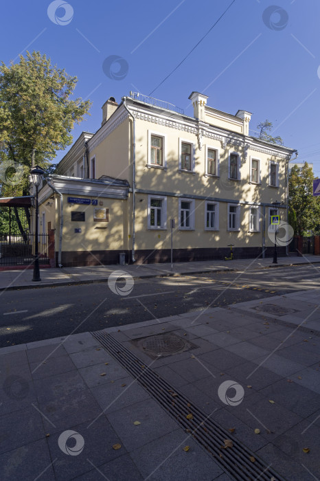 Скачать Здание старого детского дома, Москва. фотосток Ozero