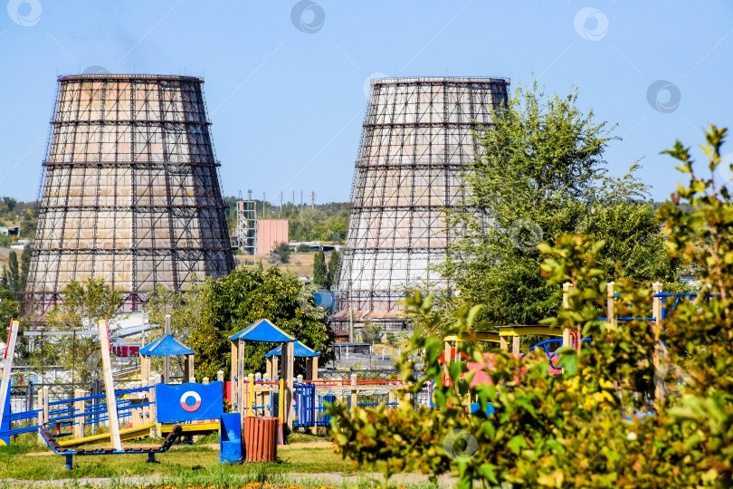 Скачать ТЭЦ возле парка фотосток Ozero