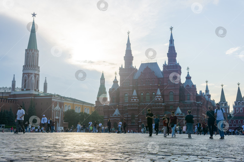 Скачать люди на Красной площади в Москве фотосток Ozero