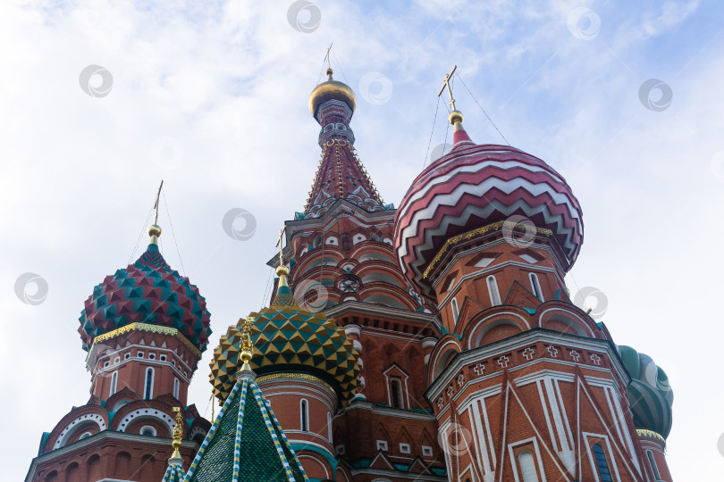 Скачать вид на купола собора Василия Блаженного в Москве фотосток Ozero