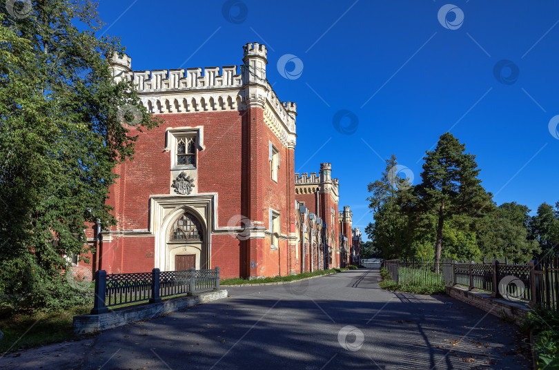 Скачать конюшни Императорского дворца фотосток Ozero