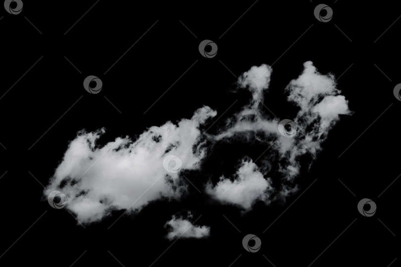 Скачать белые пушистые облака, выделенные на черном фоне, клипарт фотосток Ozero