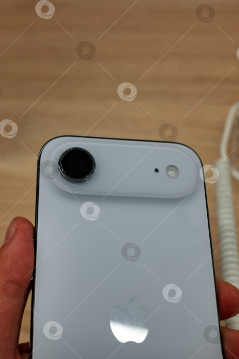Скачать Новый Iphone фотосток Ozero