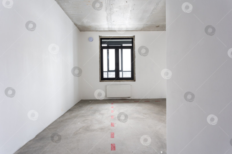 Скачать интерьер квартиры без отделки в серых тонах фотосток Ozero