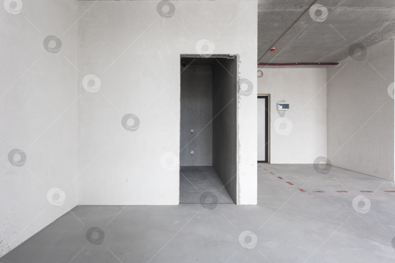 Скачать интерьер квартиры без отделки в серых тонах фотосток Ozero