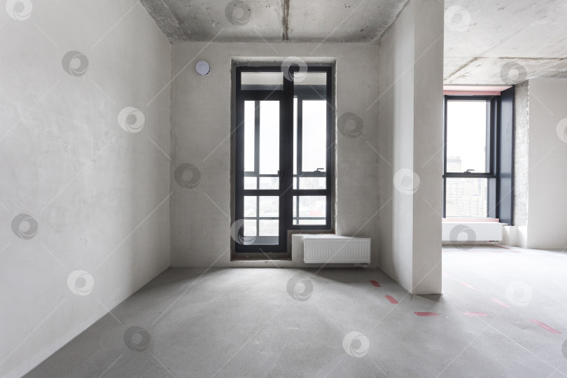 Скачать интерьер квартиры без отделки в серых тонах фотосток Ozero