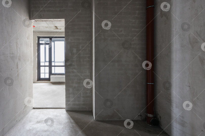 Скачать интерьер квартиры без отделки в серых тонах фотосток Ozero