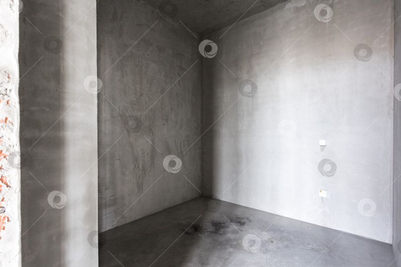 Скачать интерьер квартиры без отделки в серых тонах фотосток Ozero