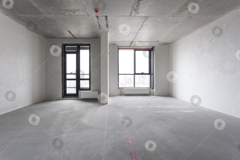 Скачать интерьер квартиры без отделки в серых тонах фотосток Ozero