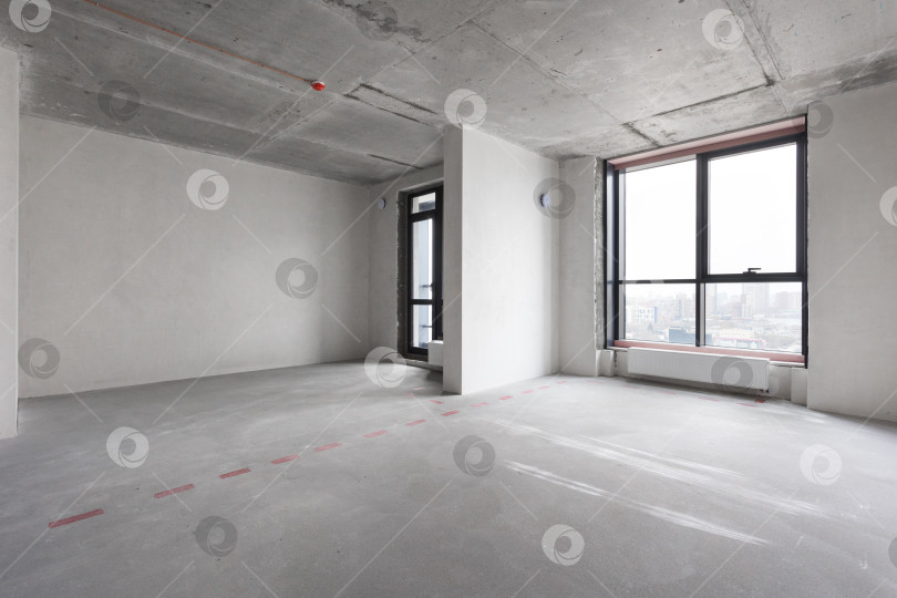 Скачать интерьер квартиры без отделки в серых тонах фотосток Ozero