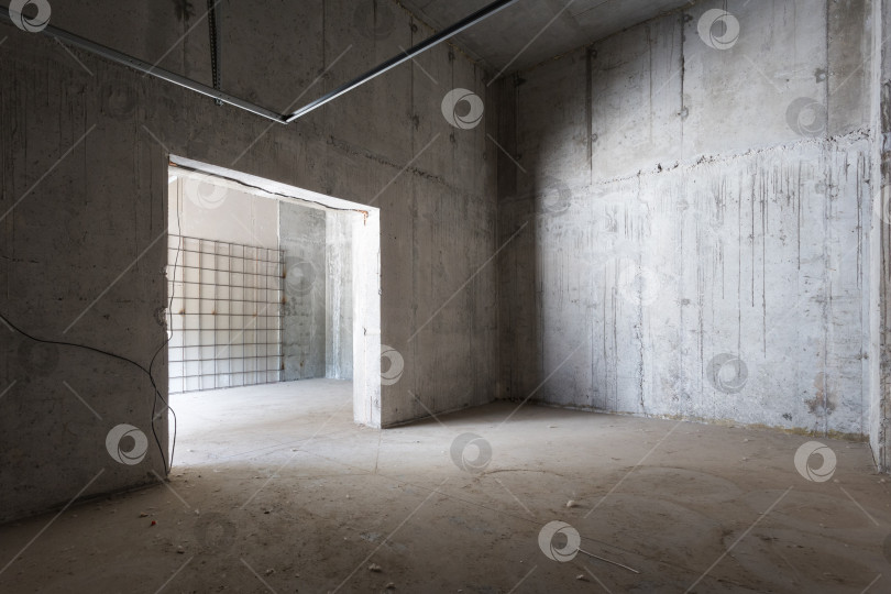 Скачать интерьер квартиры без отделки в серых тонах фотосток Ozero