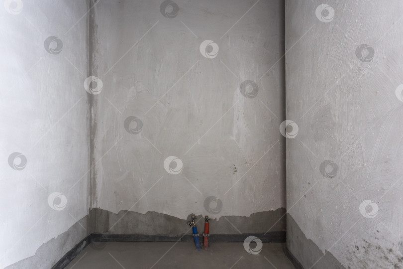 Скачать интерьер квартиры без отделки в серых тонах фотосток Ozero