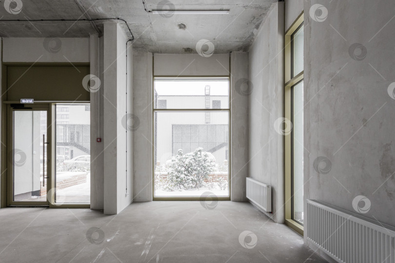 Скачать интерьер квартиры без отделки в серых тонах фотосток Ozero