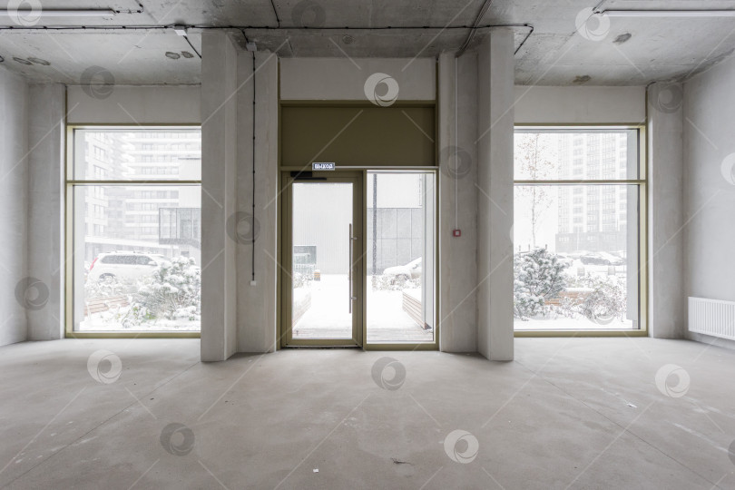 Скачать интерьер квартиры без отделки в серых тонах фотосток Ozero