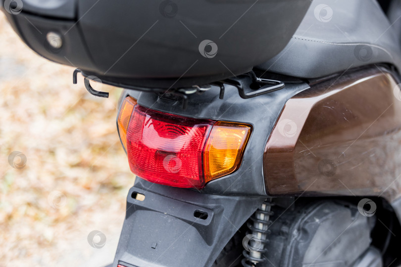 Скачать детали и элементы скутера поблизости фотосток Ozero