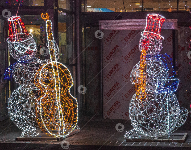 Скачать снеговики фотосток Ozero