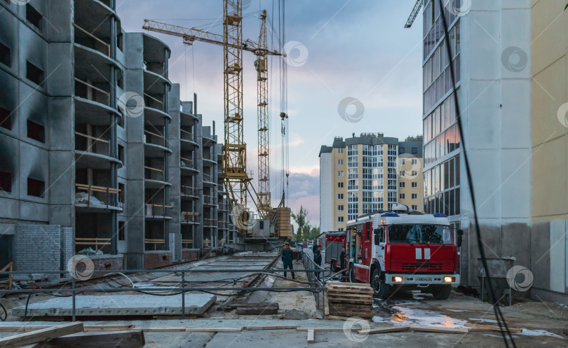 Скачать пожар на стройке фотосток Ozero
