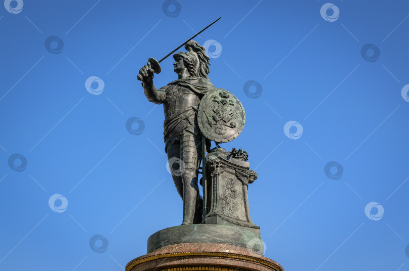 Скачать Памятник Суворову фотосток Ozero