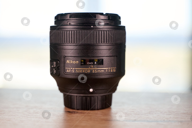 Скачать Современный объектив фотосток Ozero