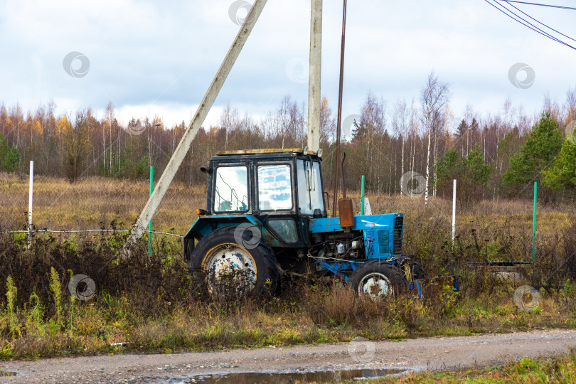 Скачать Синий трактор фотосток Ozero