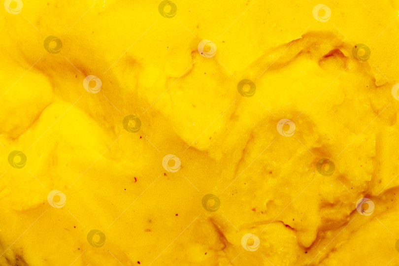 Скачать Липовый мед с прополисом.Цветочный пчелиный липовый мед.Мед - это подделка.Натуральный липовый мед. фотосток Ozero