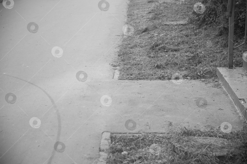 Скачать Вид на улицу и лестницу во дворе фотосток Ozero