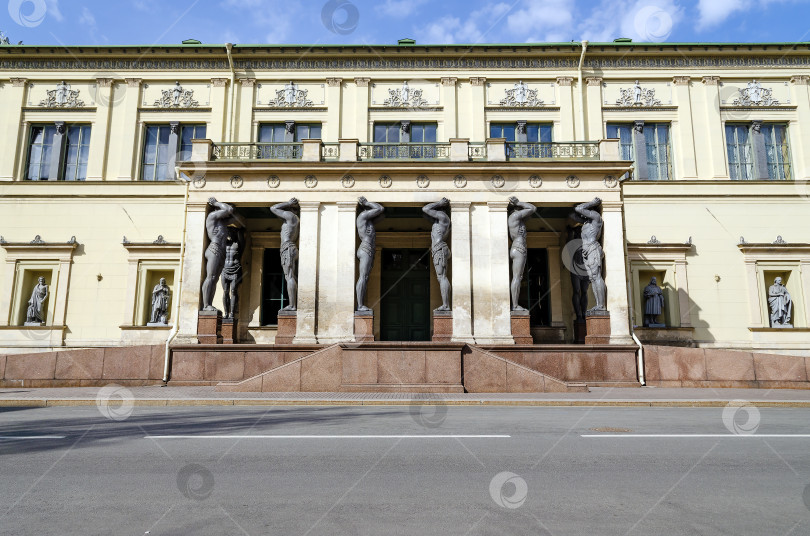 Скачать Музей Эрмитажа "Атланта" в Санкт-Петербурге. фотосток Ozero