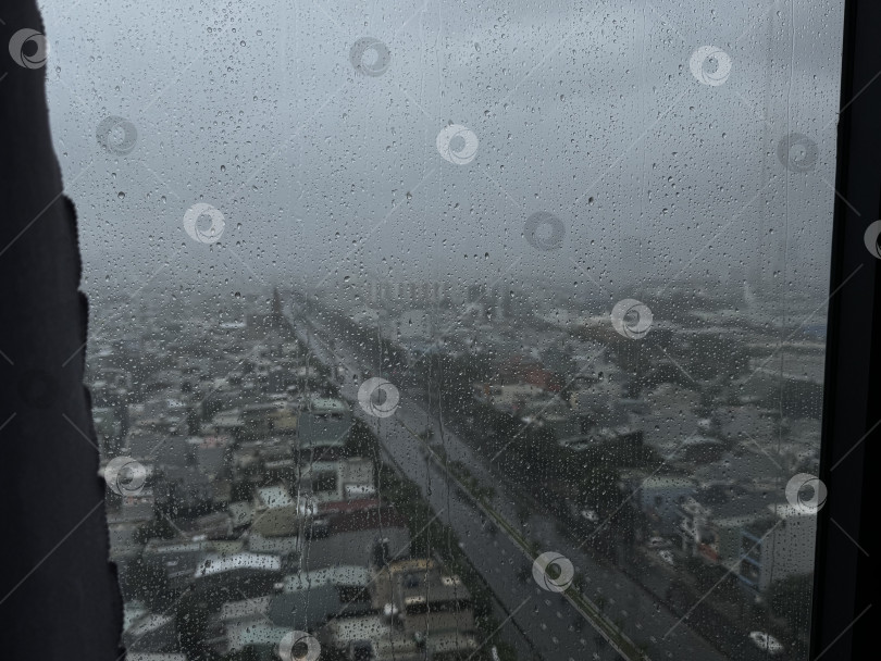 Скачать Дождливый день фотосток Ozero