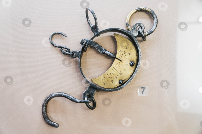 Скачать Старинные весы кантарики фотосток Ozero