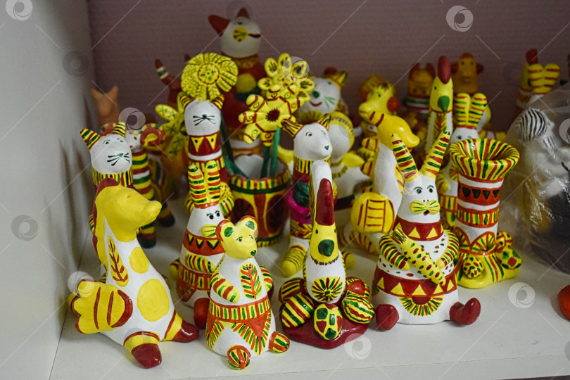 Скачать Русский народный художественный промысел. Филимоновская игрушка фотосток Ozero
