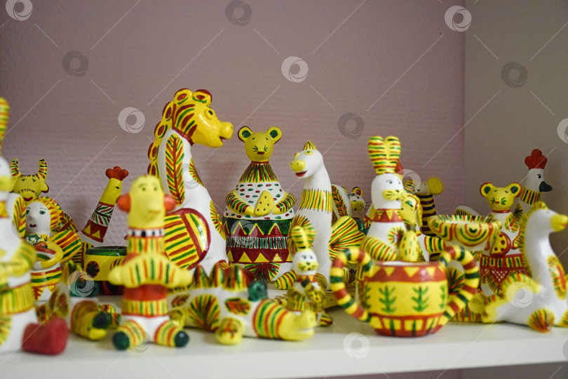 Скачать Игрушки из глины фотосток Ozero
