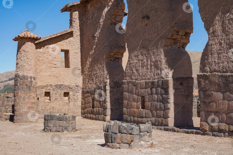 Скачать Руины древнего храма инков Виракоча Ракчи. фотосток Ozero