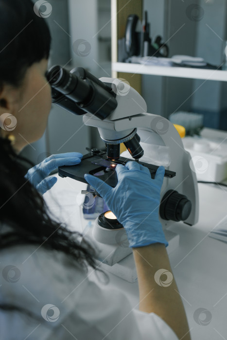 Скачать Микроскоп фотосток Ozero