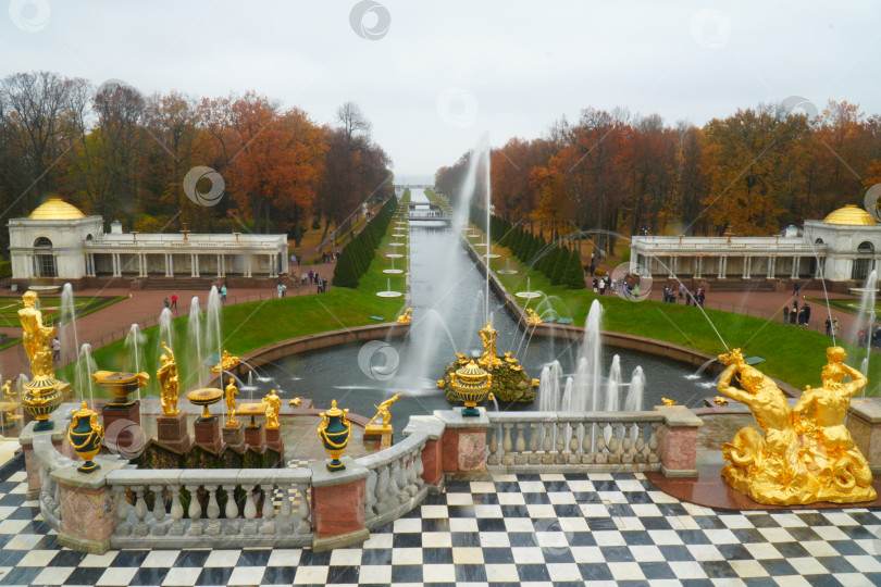 Скачать Осень в Нижнем парке в Петергофе фотосток Ozero
