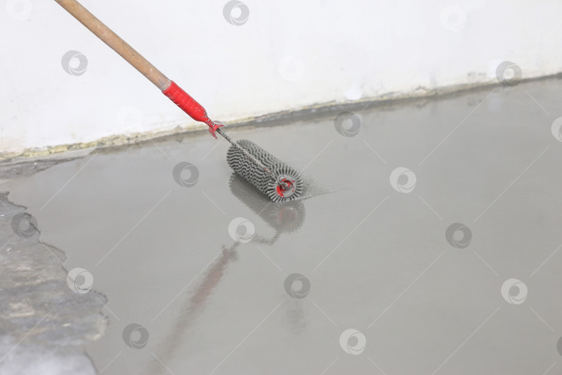 Скачать Ремонт и отделка полов с заливкой стяжки, мелкая глубина фотосток Ozero