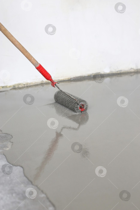 Скачать Ремонт и отделка полов с заливкой стяжки, мелкая глубина фотосток Ozero