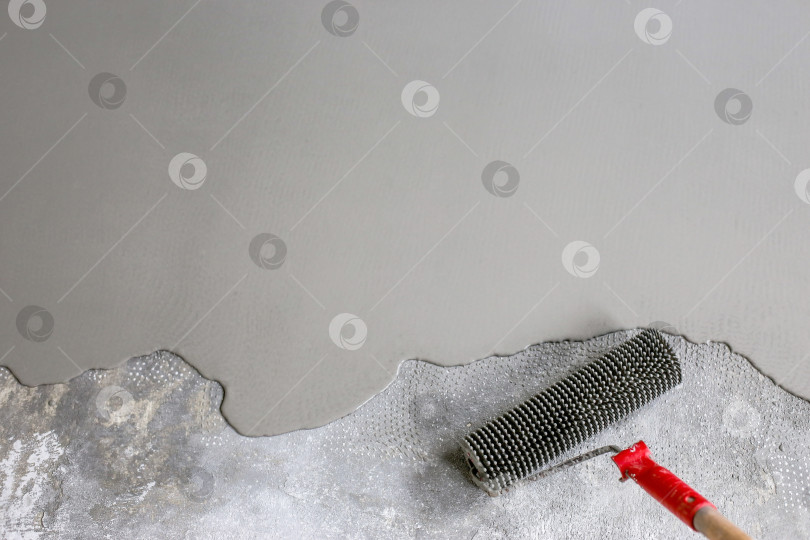 Скачать Ремонт и отделка полов с заливкой стяжки, мелкая глубина фотосток Ozero