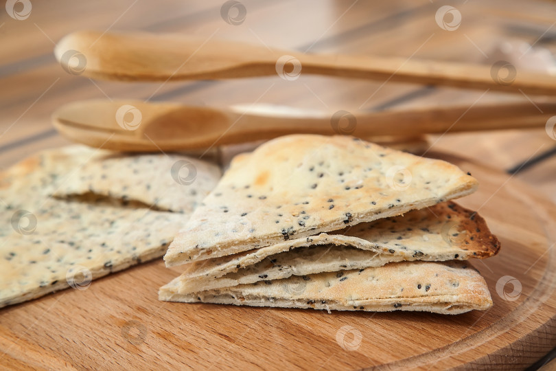 Скачать Фокачча на деревянной доске фотосток Ozero