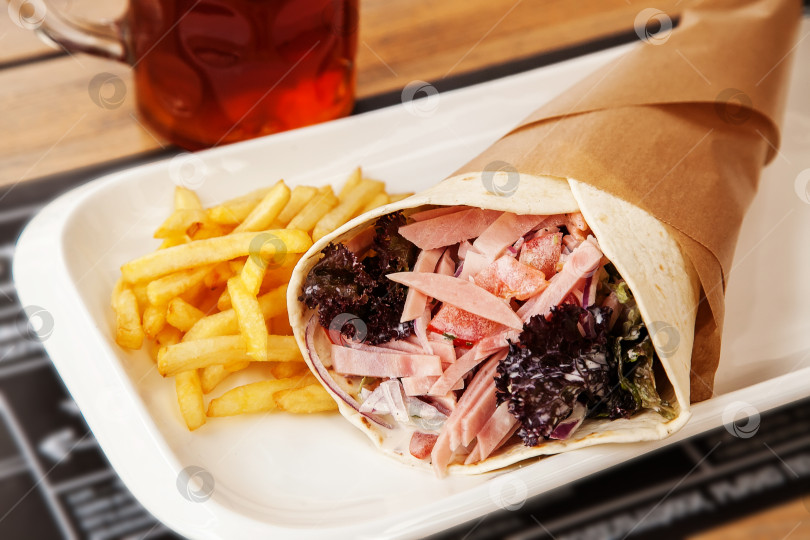 Скачать Рулет с ветчиной фотосток Ozero