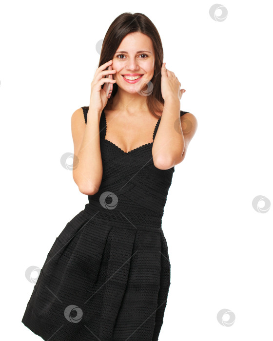 Скачать Красивая молодая брюнетка звонит по телефону фотосток Ozero