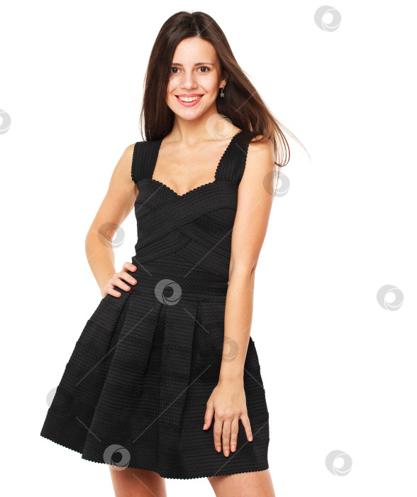 Скачать Молодая красивая брюнетка в черном платье фотосток Ozero