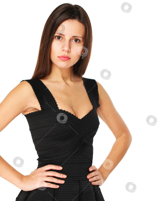 Скачать Красивая брюнетка в черном платье фотосток Ozero