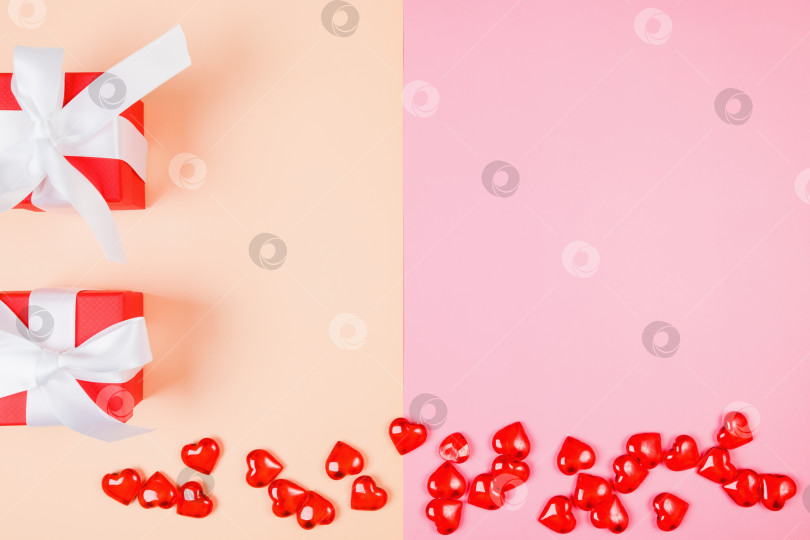 Скачать День святого Валентина, композиция из сердечек на розовом фоне. Вид сверху фотосток Ozero