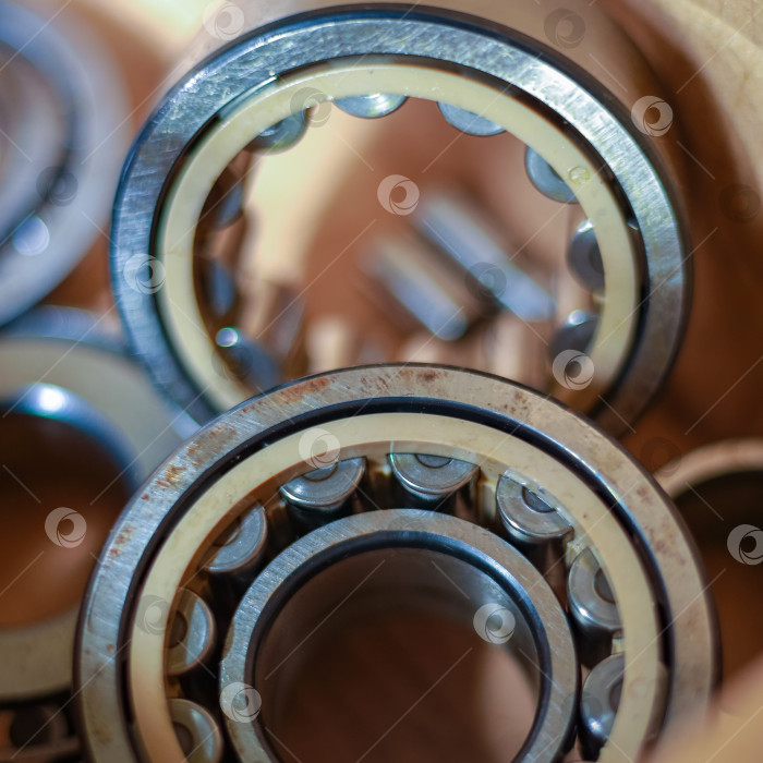 Скачать Шарикоподшипник с другими деталями крупным планом фотосток Ozero