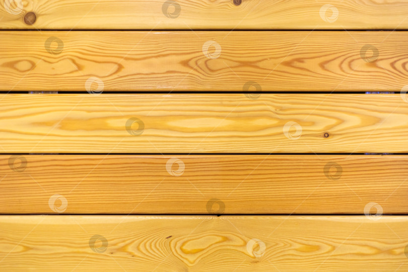 Скачать Стена из светлой сосны расположена горизонтально. фотосток Ozero