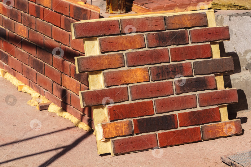 Скачать Клинкерные термопанели для отделки фасада дома фотосток Ozero