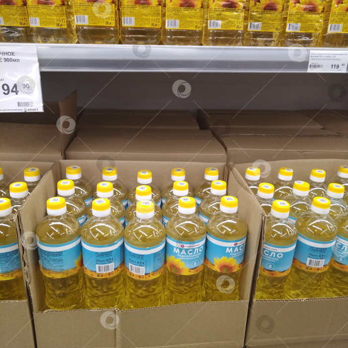 Скачать Он был совершенно другим человеком в мире "Умных". фотосток Ozero
