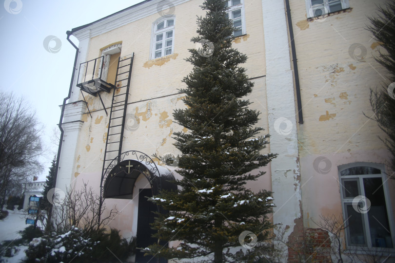 Скачать Вид на часть Храма в российском городе фотосток Ozero
