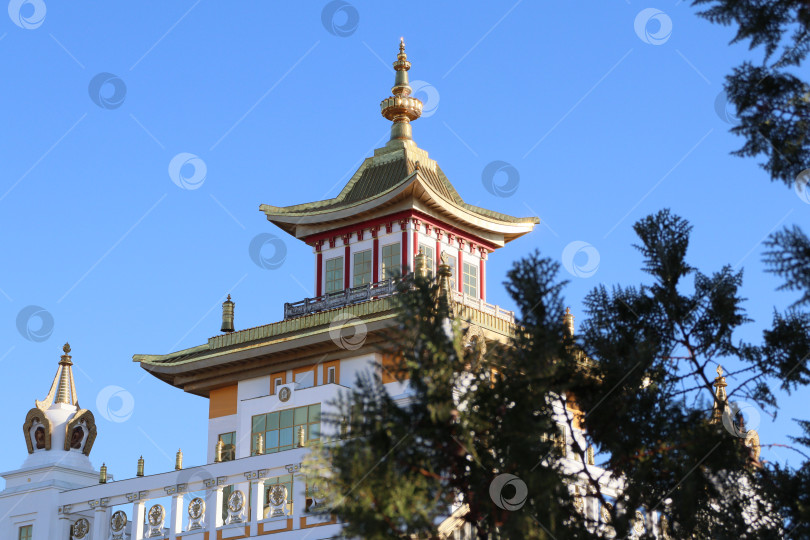 Скачать Золотая обитель Будды Шакьямуни фотосток Ozero